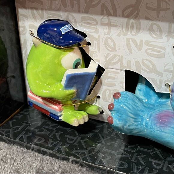Disney Pixar Monsters University Salt and Pepper Shakers NWT - Picture 3 of 7